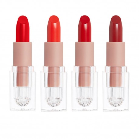 KKW Beauty Best Of Reds Lipstick Set est une selection de 4 rouges à lèvres...