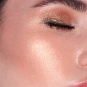 Charlotte Tilbury Magic Star Highlighter