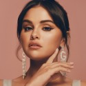 Rare Beauty By Selena Gomez Positive Light Silky Touch Highlighter