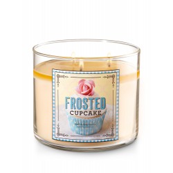 Bath & Body Works Frosted Cupcake 3 Wick Scented Candle