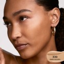 Fenty Beauty Soft’Lit Naturally Luminous Hydrating Longwear Foundation 330