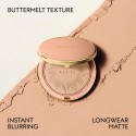 Gucci Mattifying Face Powder with 18-Hour Wear