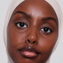 Refy Brightening and Blurring Serum Concealer with Plant-Derived Squalene 19W