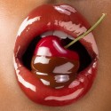 Gisou Honey Infused Hydrating Lip Oil Cherry Chocolate