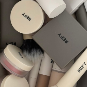 REFY Beauty Makeup REFY Lip Gloss REFY Lip REFY Eyebrow REFY Skincare REFY Lipstick REFY Lip Balms & Treatments REFY Cleansers REFY Face Creams